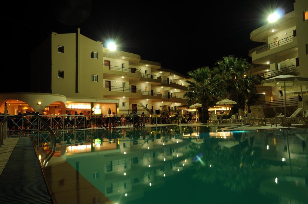 Sea Melody Beach Hotel Apartments 이알리소스 외부 사진