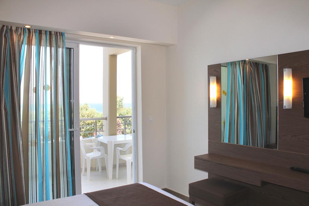 Sea Melody Beach Hotel Apartments 이알리소스 객실 사진